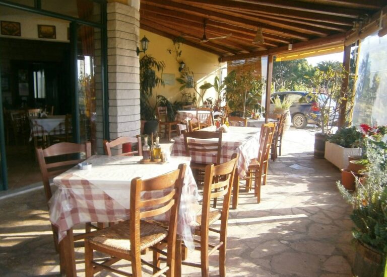 Villa Oros Corfu Zefyros Almiros